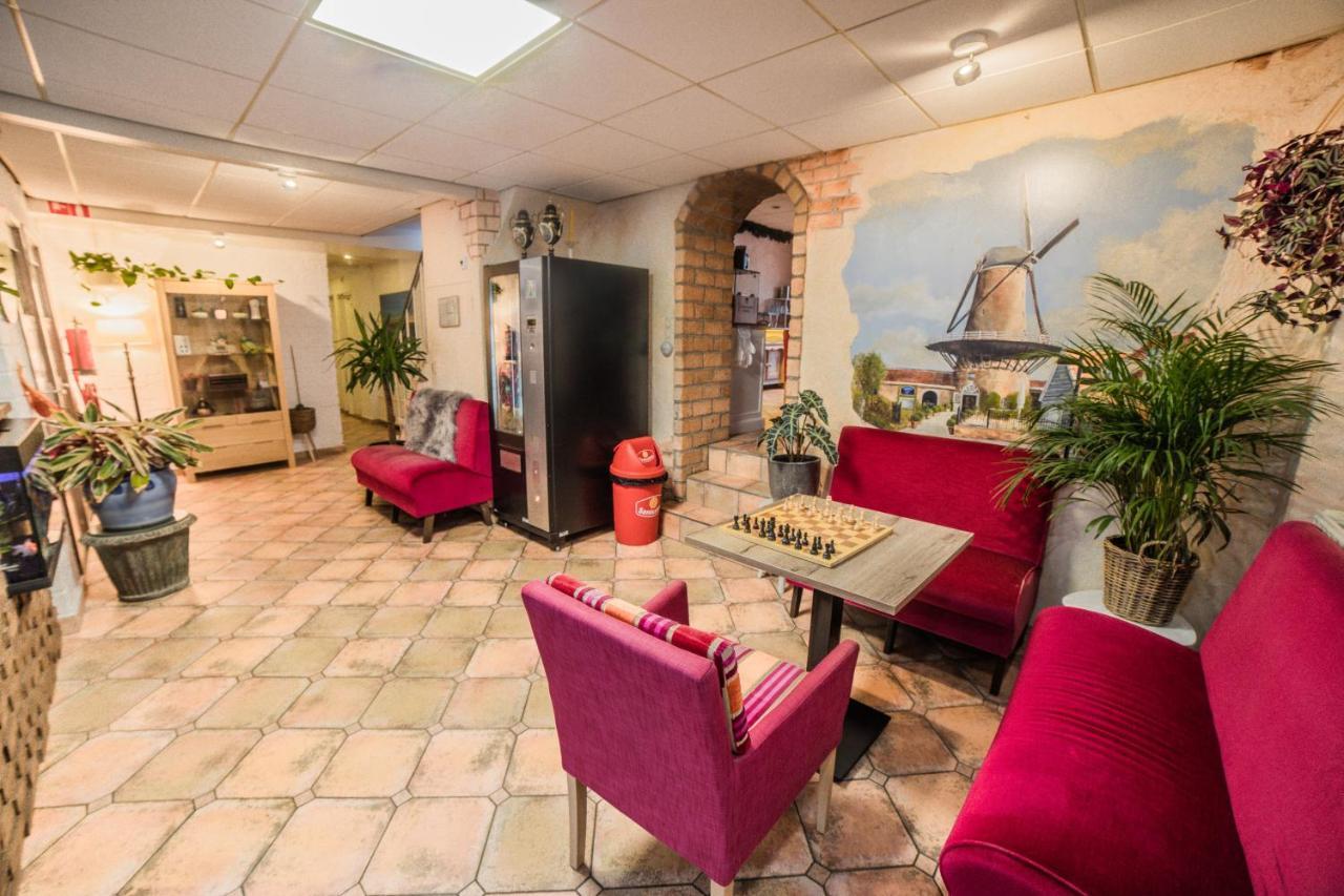 Hotel Le Provencal سلاوس المظهر الخارجي الصورة