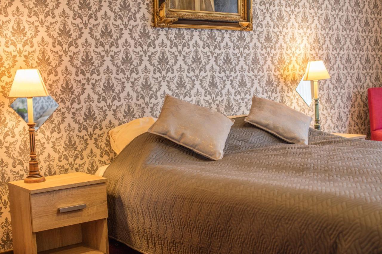 Hotel Le Provencal سلاوس المظهر الخارجي الصورة