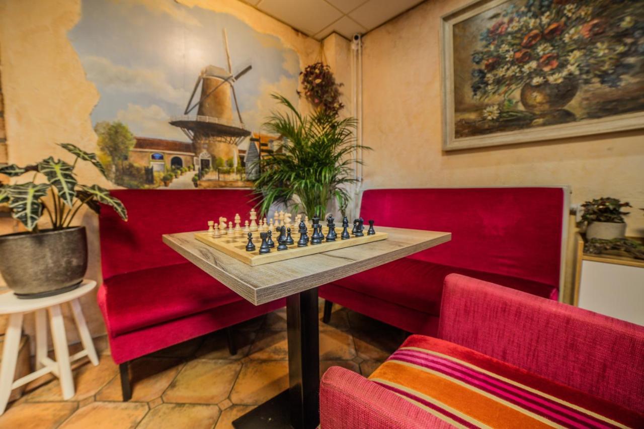 Hotel Le Provencal سلاوس المظهر الخارجي الصورة